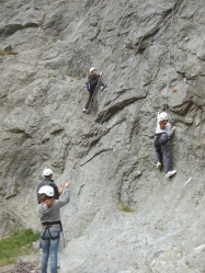 d�couverte de l'escalade avec moniteur dipl�m� brevet d'�tat